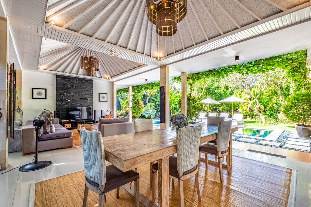 Villa Caipiroska Bali Olivers Travels 5