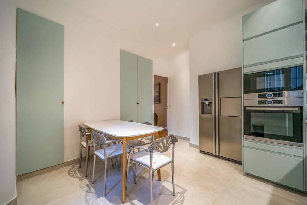 Apartment Coco Paris Olivers Travels 5