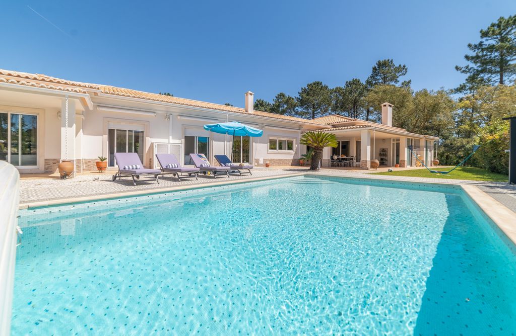 Villa Tonto Sesimbra Olivers Travels 01