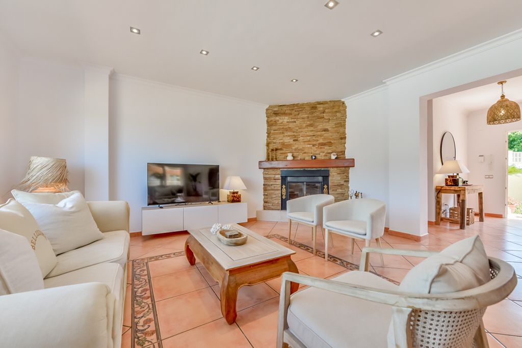 Can Bella Vista Costa Blanca Olivers Travels3