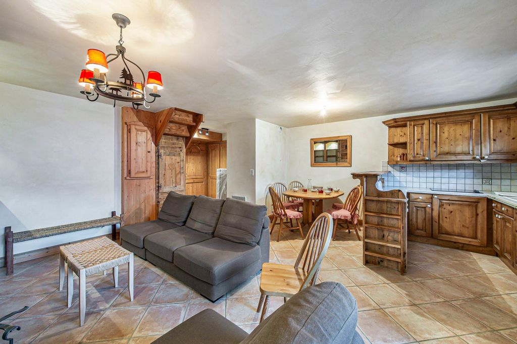 Apartment Ferme Inuit 11 Meribel Olivers Travels 4