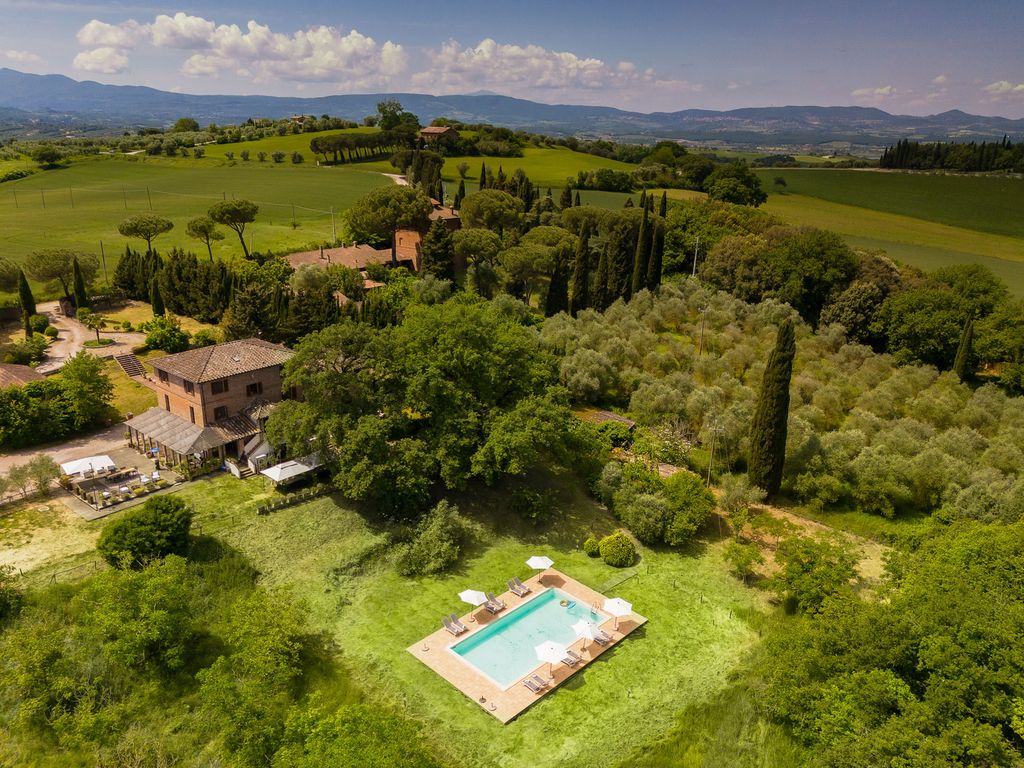 Villa Destino Umbria Olivers Travels 01