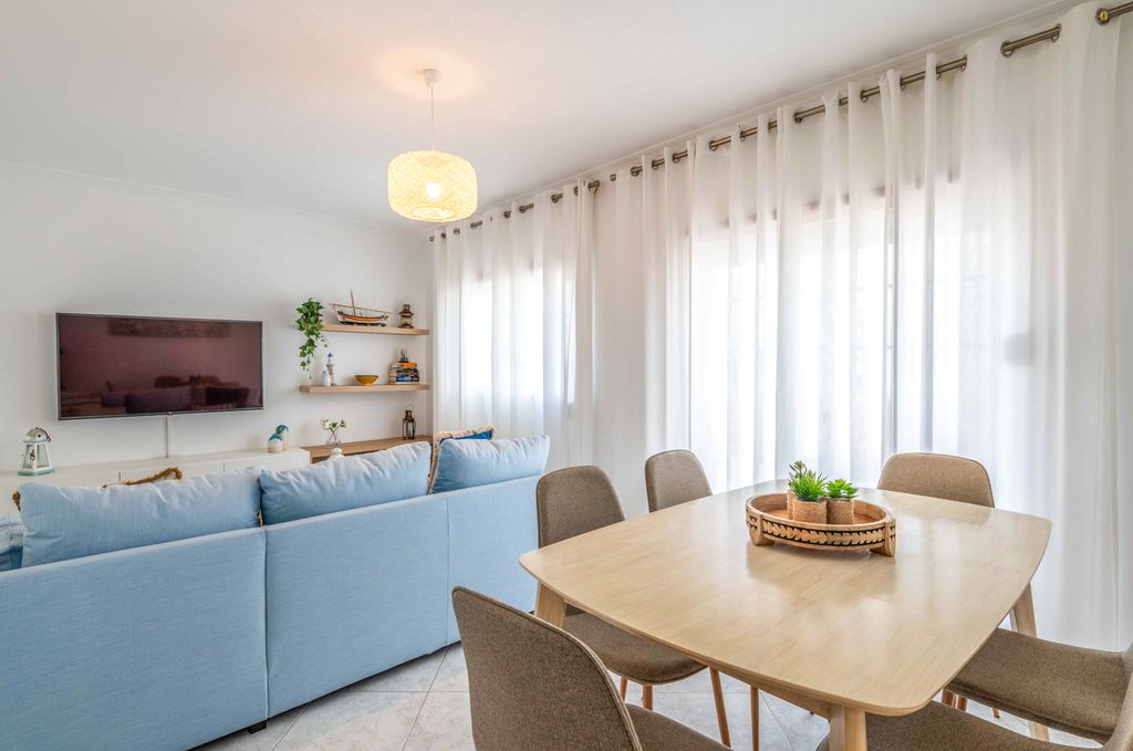 Apartment Dovetail Albufeira Olivers Travels 03