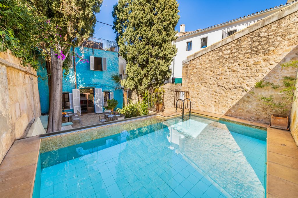 Casa Metge Vidal Mallorca Olivers Travels 01