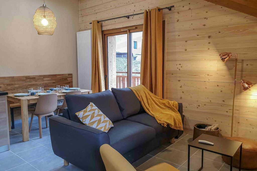 Apartment Megan Morzine Olivers Travels 3