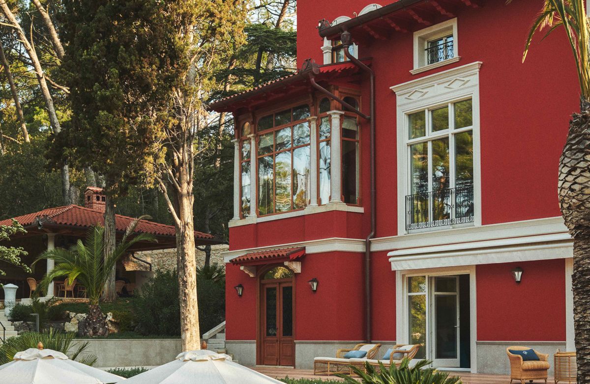 Captain's Villa Rouge