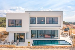 Villa Sariah Dalmatia Coast Olivers Travels 1