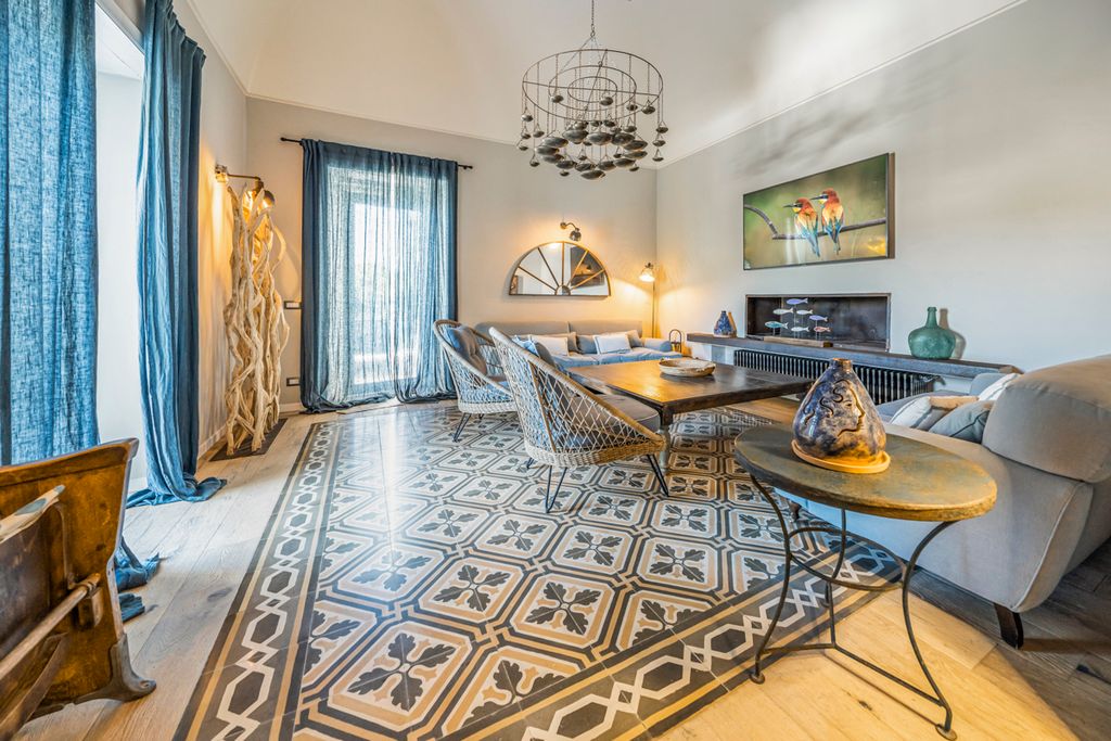 Villa Chiaia di Luna Lazio Olivers Travels 3