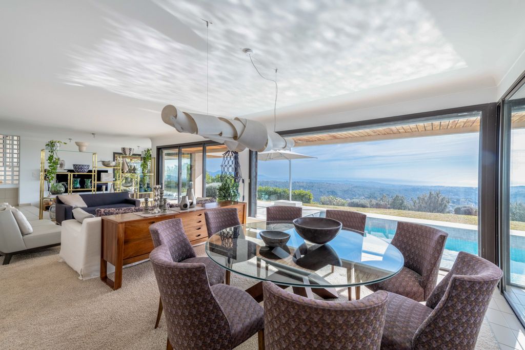 Villa Mercure French Riviera Olivers Travels 4