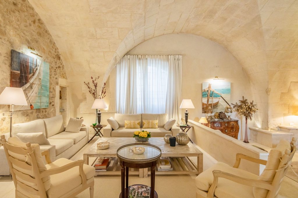 Les Arches Provence Olivers Travels 3