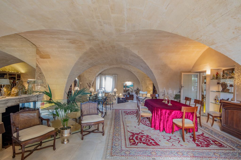 Les Arches Provence Olivers Travels 4