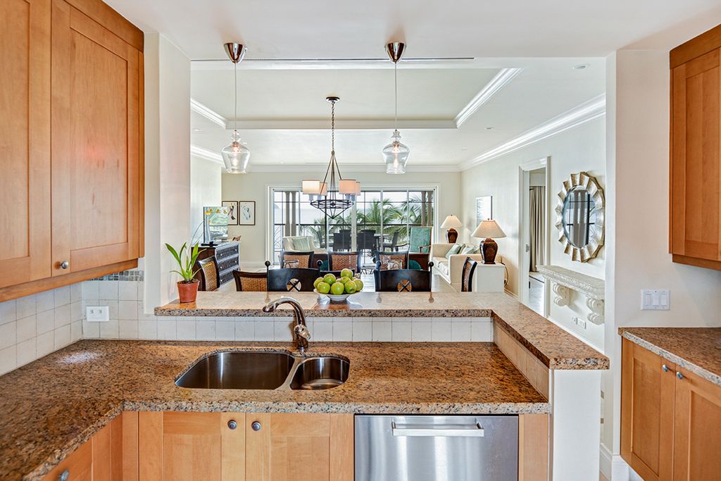 Beachfront Villa Suite Landings St Lucia Olivers Travels 4