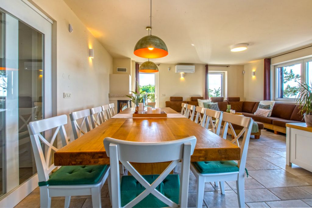 Villa Toncka Slovenia Olivers Travels 4