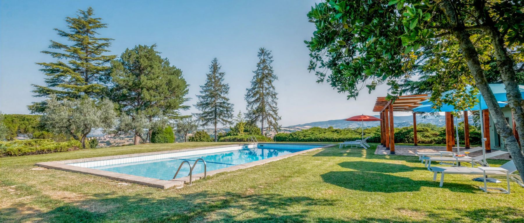 001 the oak tree farmhouse central italy olivers travels desktop center