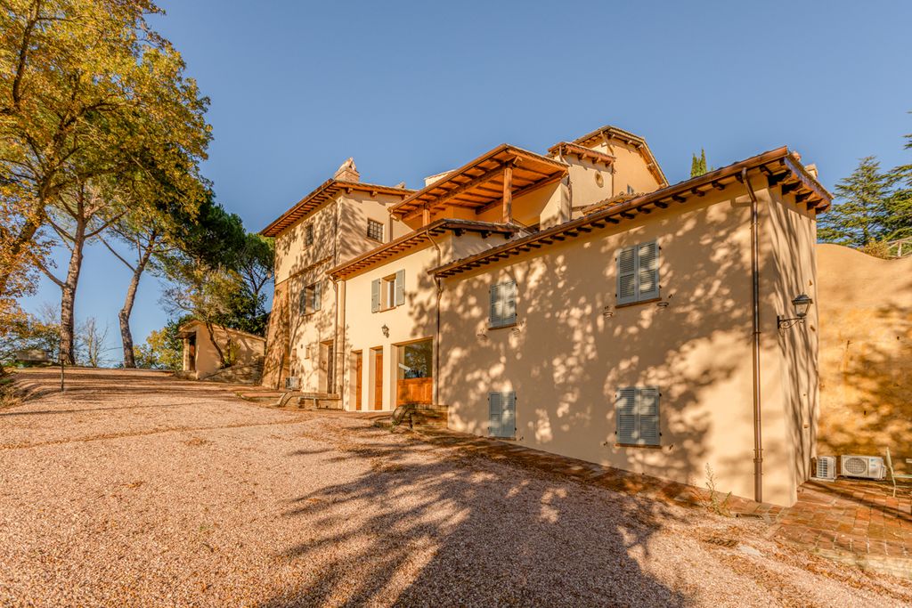 Villa The Oak Tree Farmhouse Umbria Olivers Travels 2