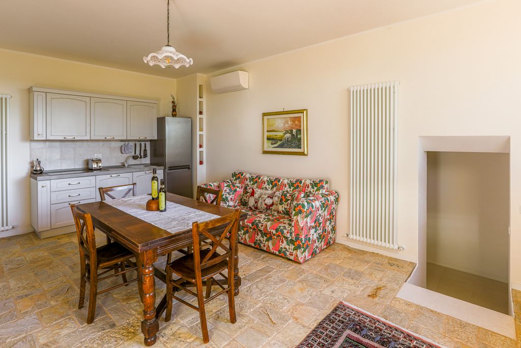 Villa The Oak Tree Farmhouse Umbria Olivers Travels 5