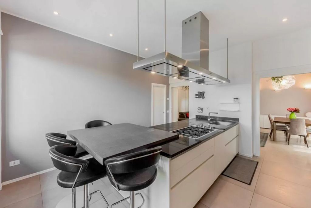Apartment Leonardo Milan Olivers Travels 5