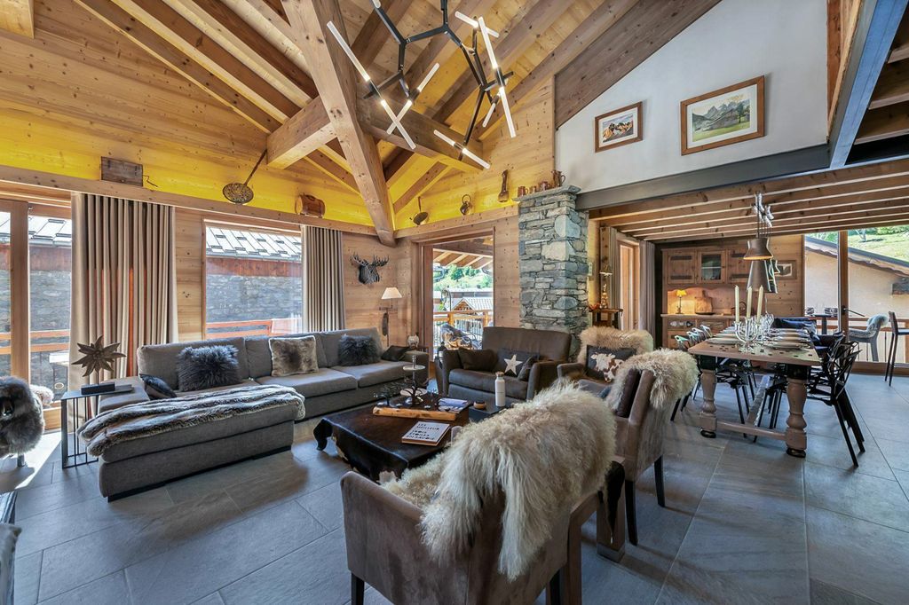 Chalet Guinard Belleville Olivers Travels 3