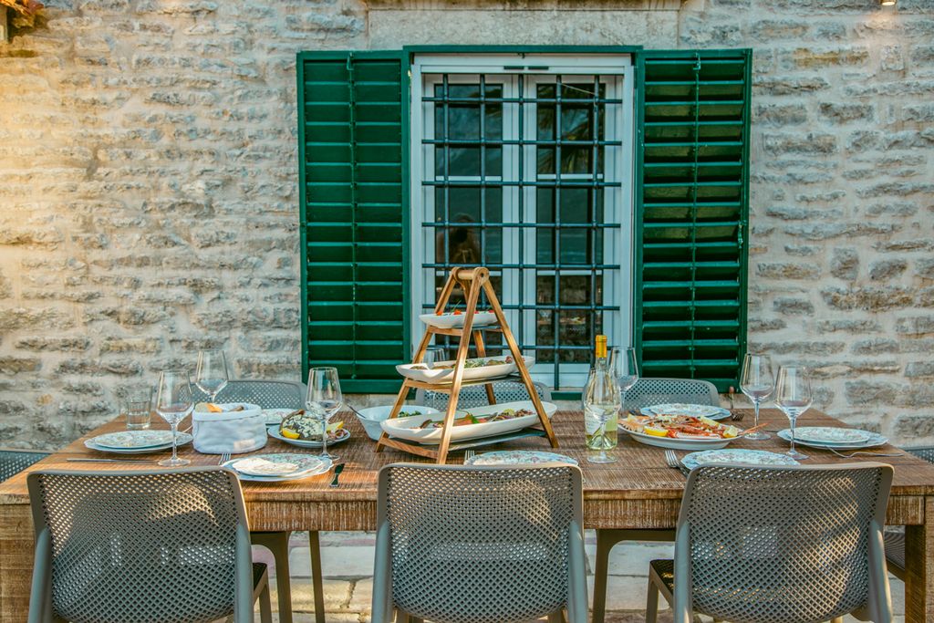 Villa Conch Bay Of Kotor Olivers Travels 6