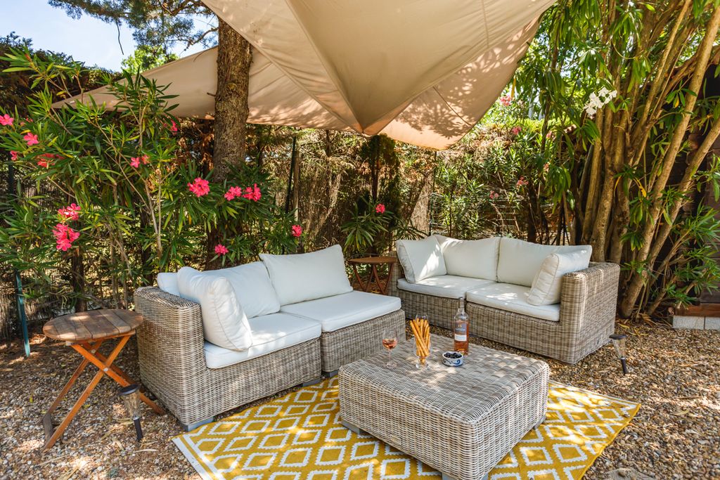 Villa Javert Aquitaine Olivers Travels 1  2 