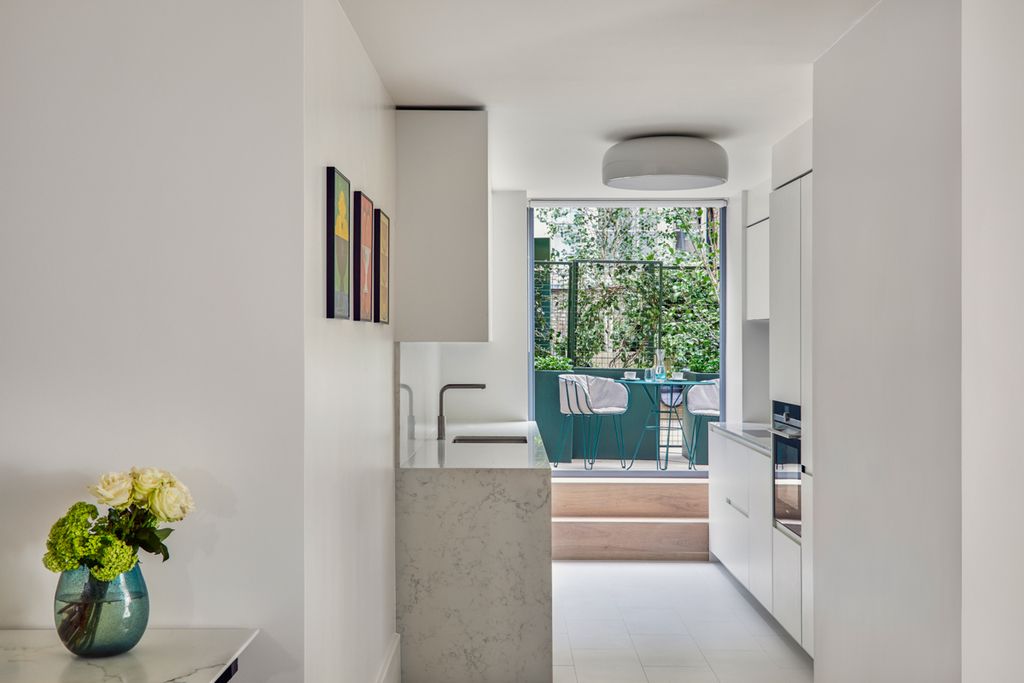 Brick Street Residence London Olivers Travels 4