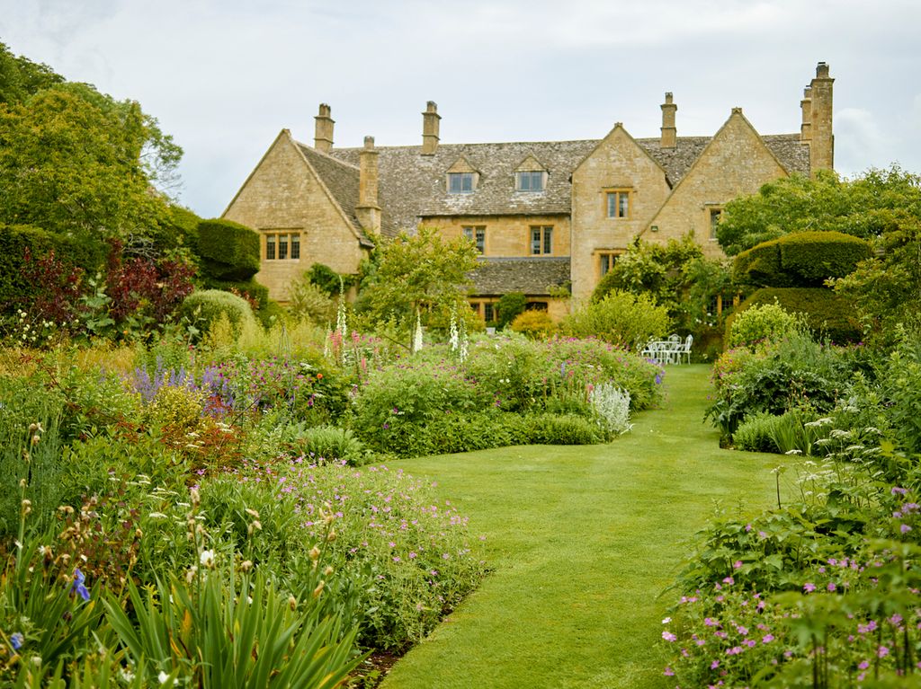 Broadway Manor Cotswolds Olivers Travels 1