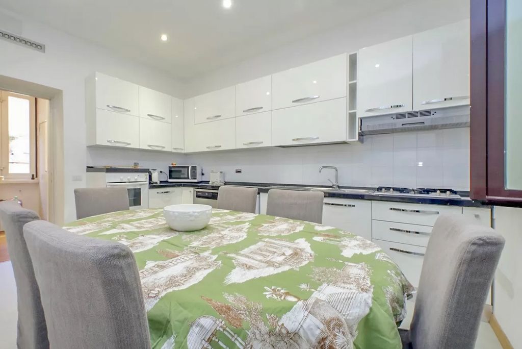 Apartment Quattro Stagioni Rome Olivers Travels 3