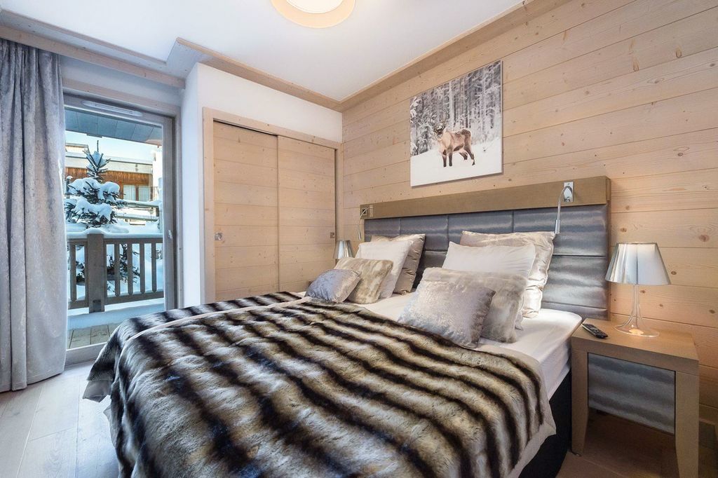 Apartment Yellow Courchevel Olivers Travels 5