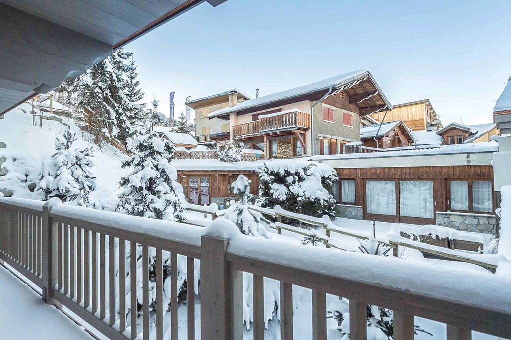 Apartment Dahlia Courchevel Olivers Travels 4 01