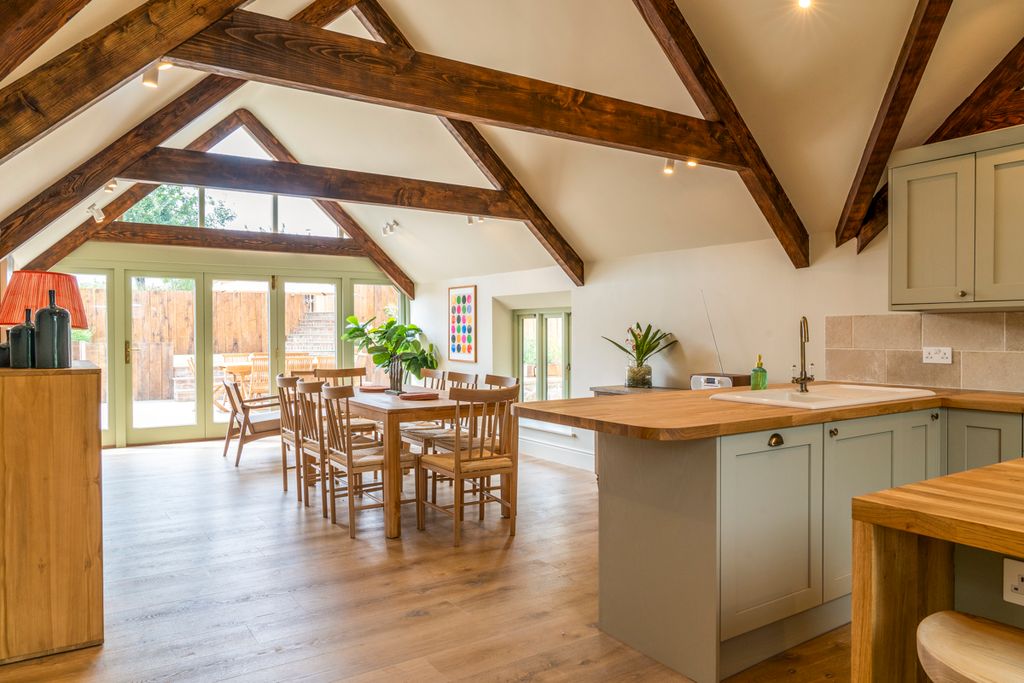 Little Hideaway Somerset Olivers Travels 11