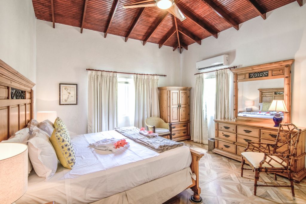 Bequia Palm Villa Bequia Beach Olivers Travels 5