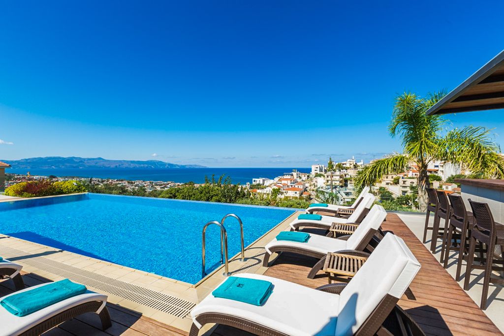 Villa Oinos Crete Olivers Travels 2