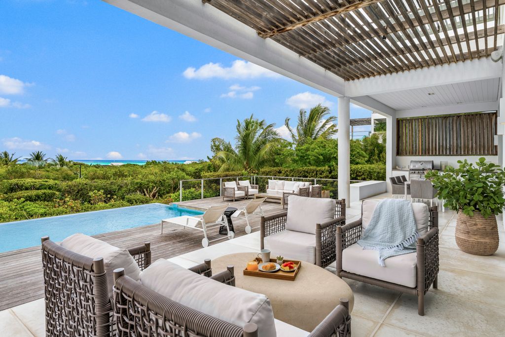 Villa Ximena Beach Enclave Olivers Travels 5