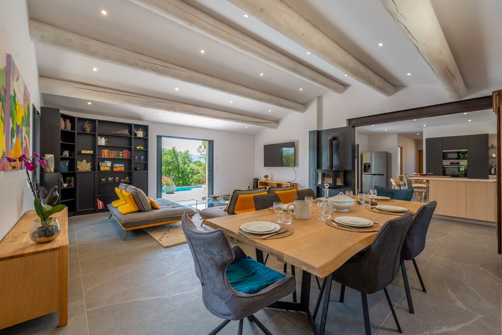 Maison Eponine Provence Olivers Travels 4