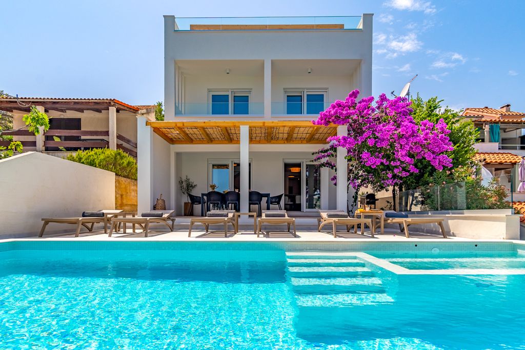 Villa Elliana Dalmatia Coast Olivers Travels 1