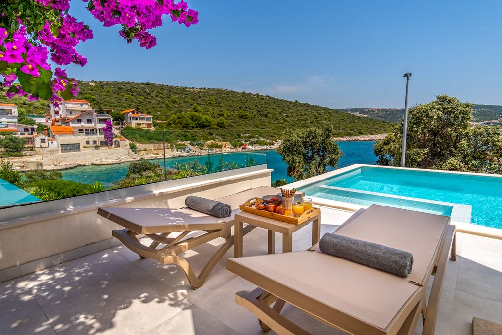 Villa Elliana Dalmatia Coast Olivers Travels 2