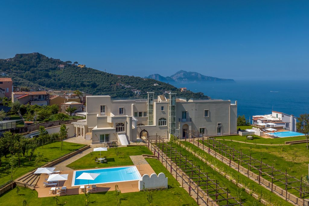 Villa Siri Sorrento Olivers Travels 1