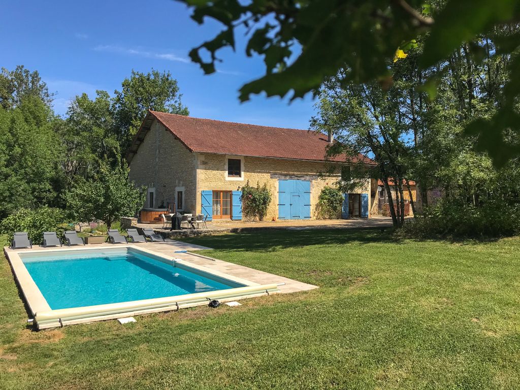 La Grange Des Epinettes Dordogne Olivers Travels 1