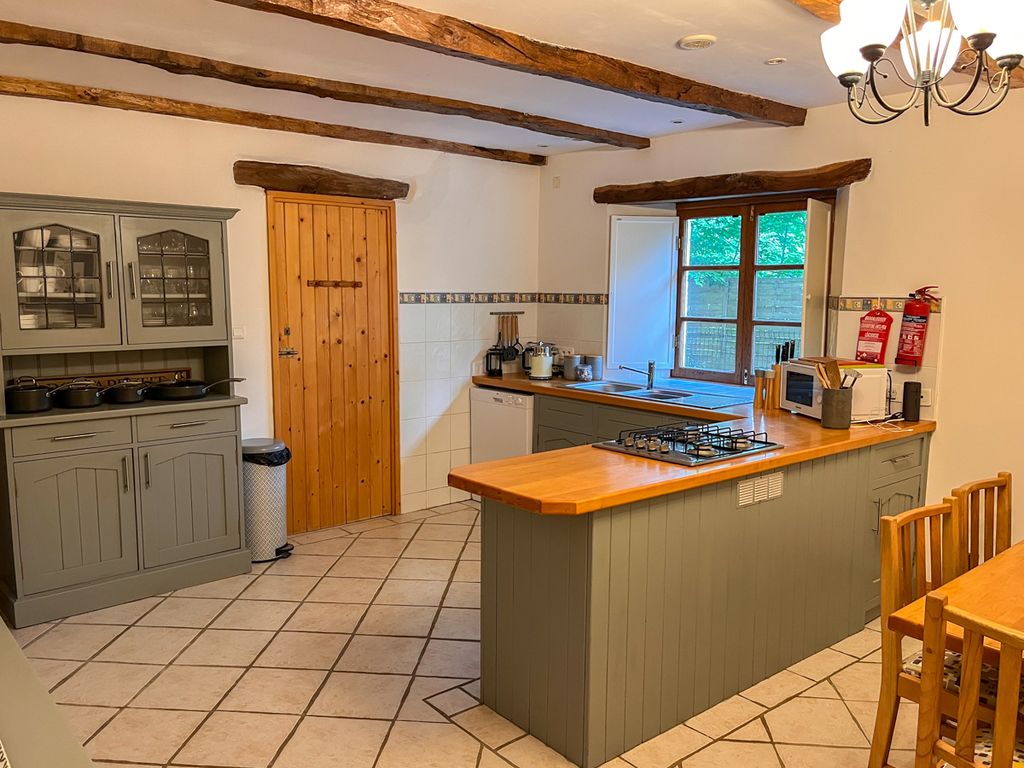 La Grange Des Epinettes Dordogne Olivers Travels 4
