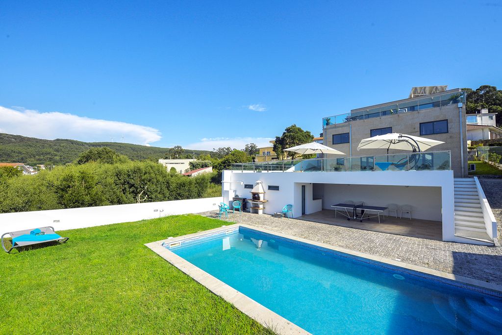 Villa Perrinchao Minho Olivers Travels 1