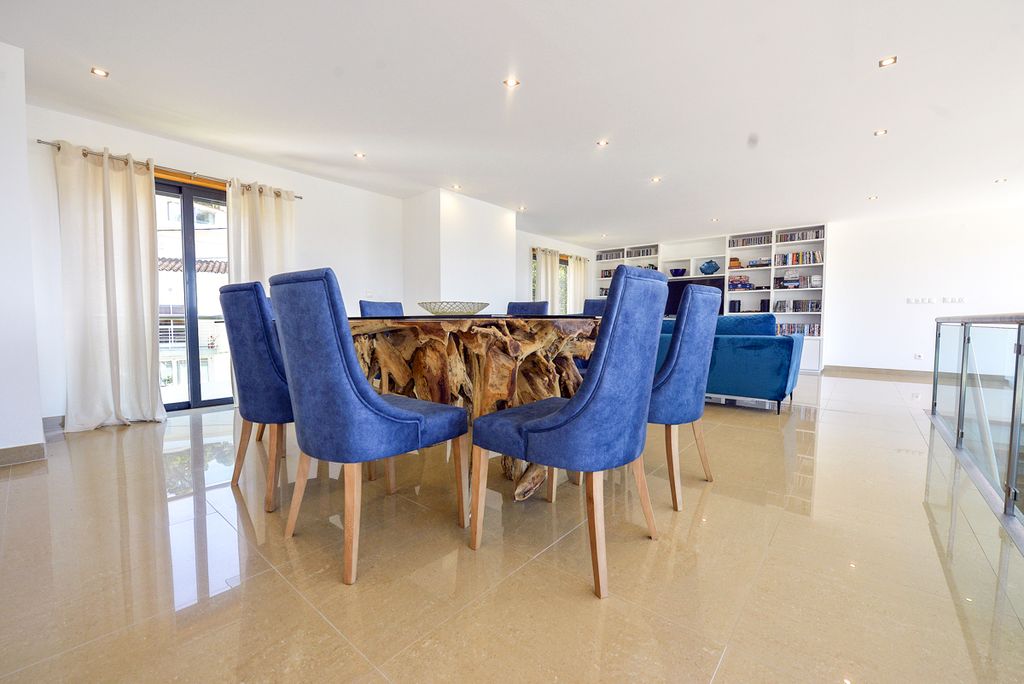 Villa Perrinchao Minho Olivers Travels 4