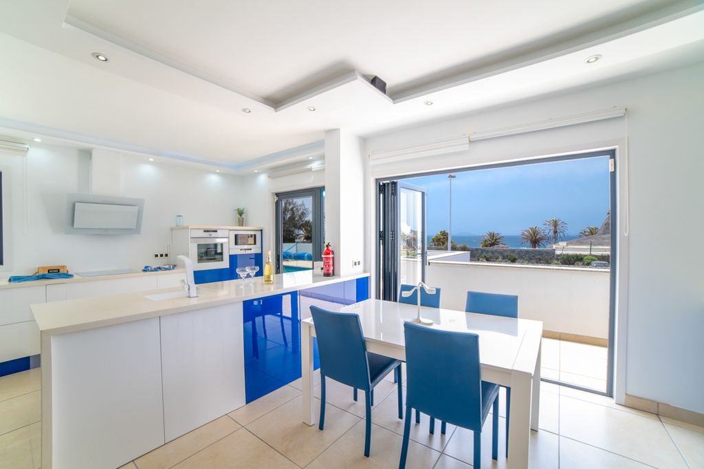 Casa Playa Vista Lanzarote Olivers Travels 4