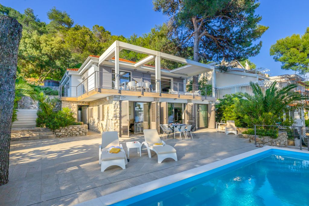 Villa Lorelei Croatia Olivers Travels 16