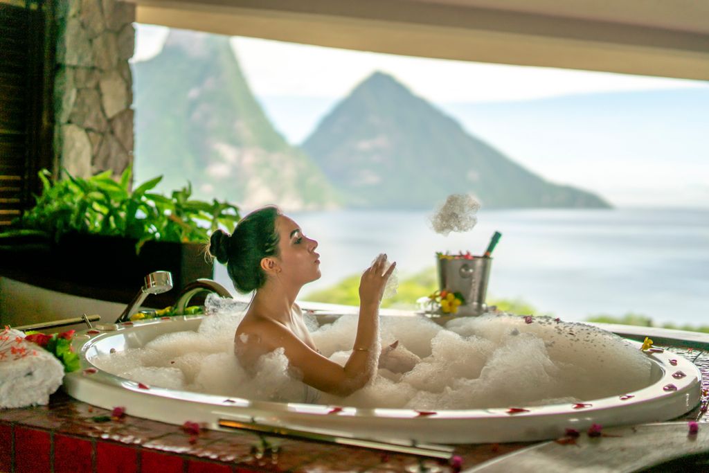 Sky Whirpool Suite Jade Mountain Resorts St Lucia Olivers Travels 5