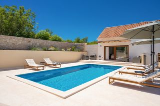 Villa Zariah Dalmatia Coast Croatia OliversTravels 2