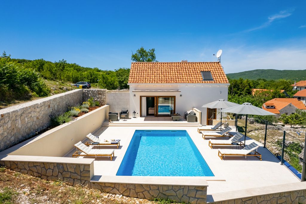 Villa Zariah Dalmatia Coast Croatia OliversTravels 1
