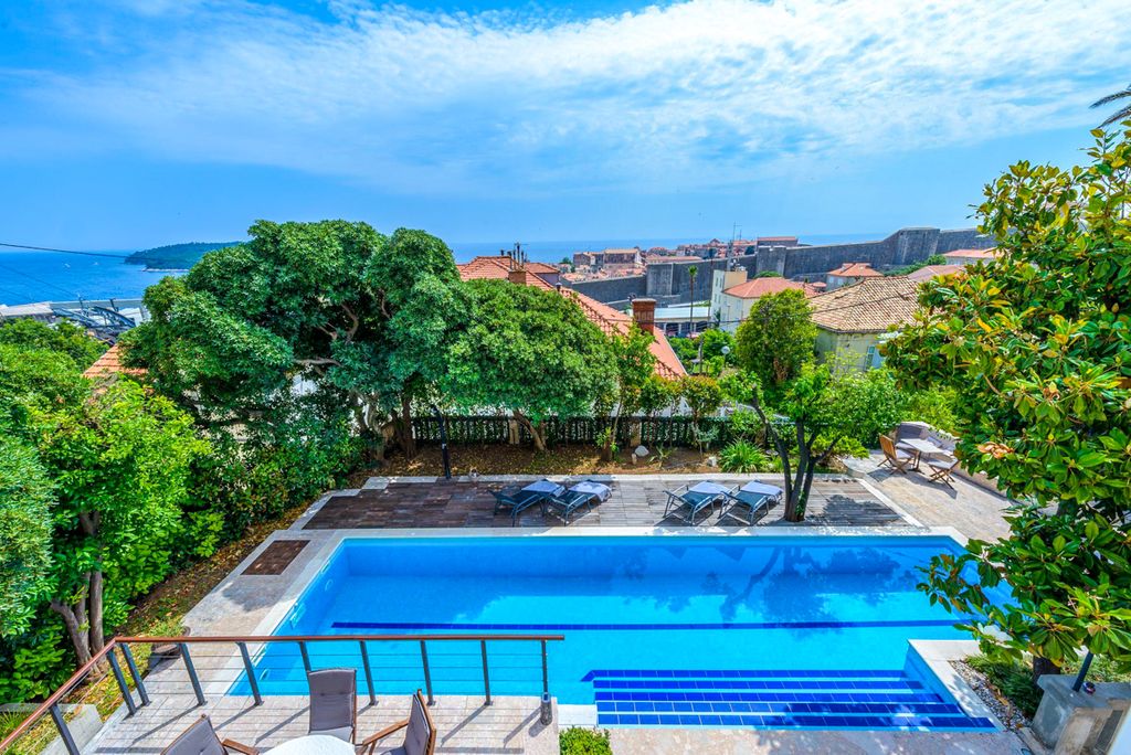 Villa Everlee Dubrovnik Olivers Travels 2