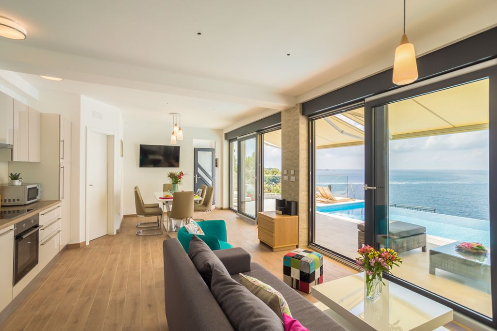 Villa Laina Dubrovnik Olivers Travels 3