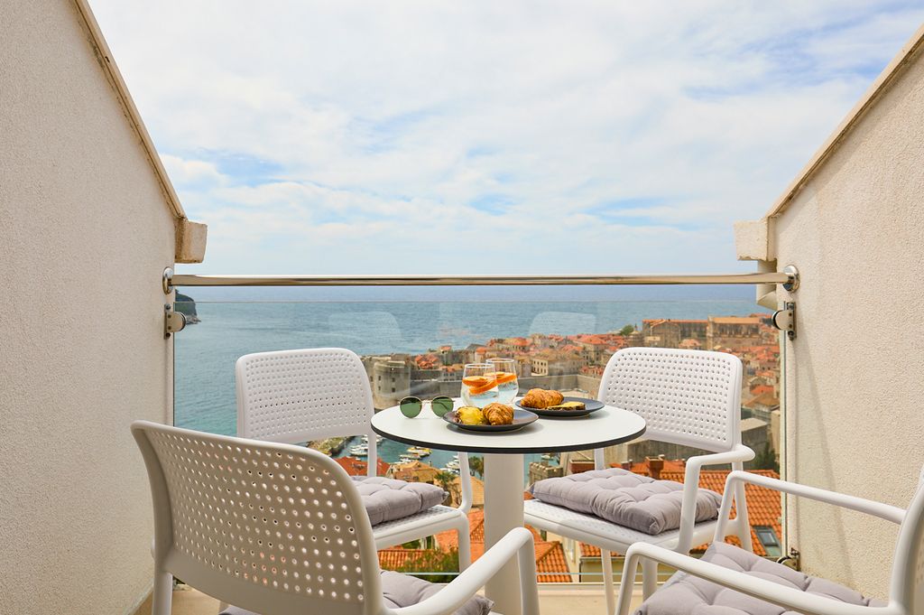 Apartment Branimira Dubrovnik Olivers Travels 1