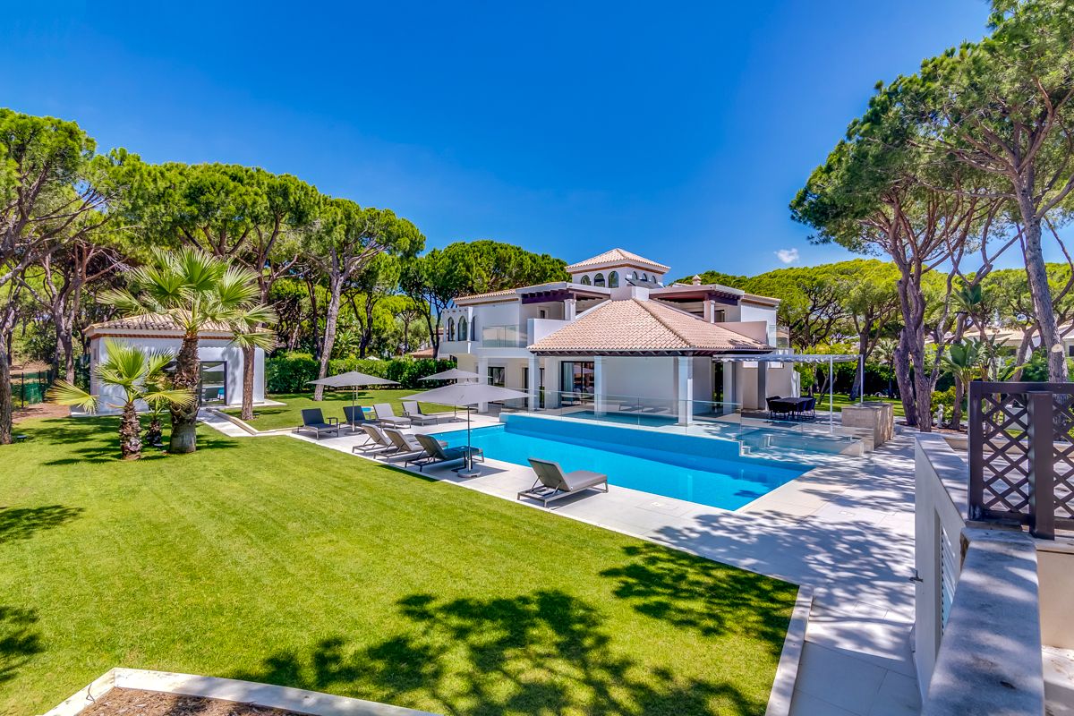Pine Cliffs Resort - 5 Bedroom Premium Deluxe Villa